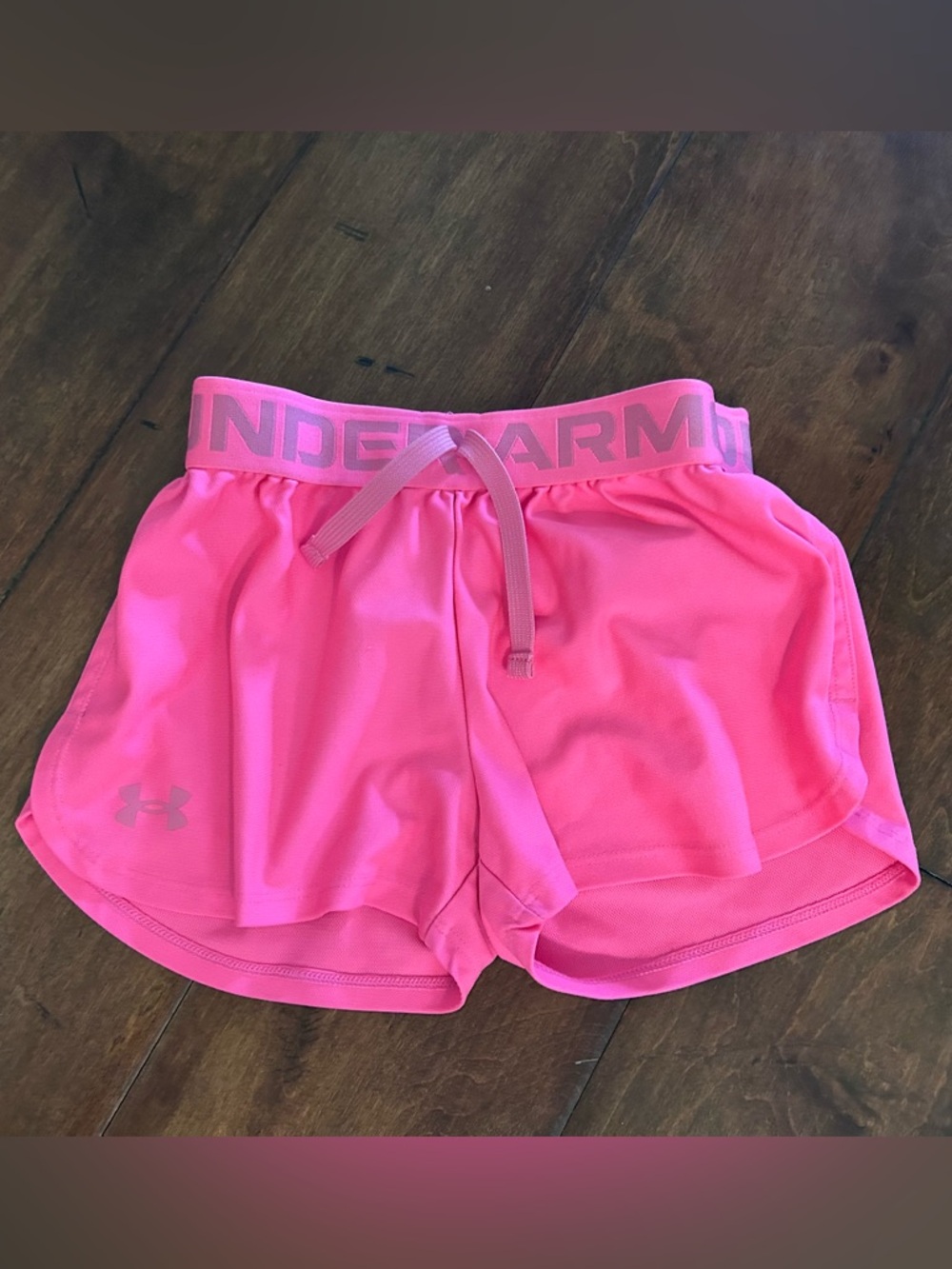 Youth Small Under Armour hot pink shorts